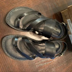 Born Black Leather Sandals Size 9